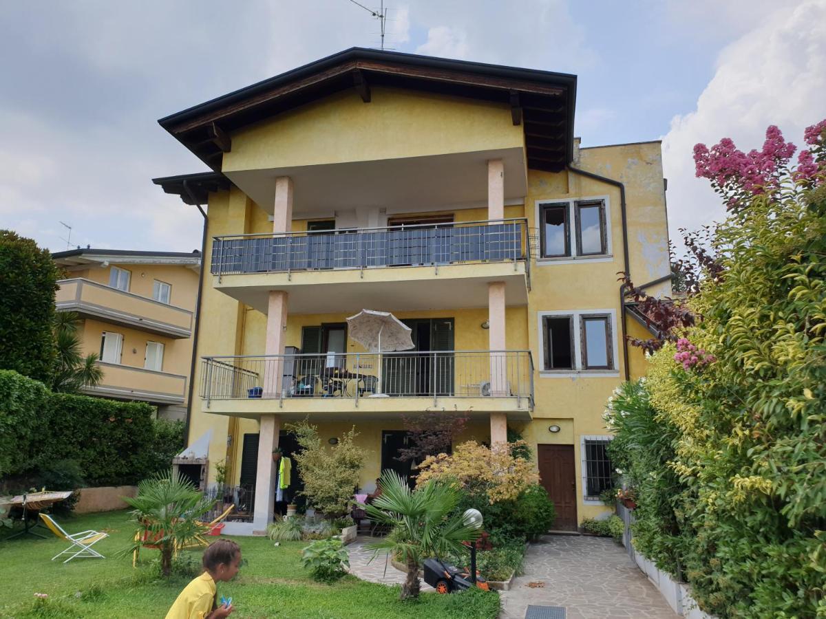 Desenzano Luxury Apartment Desenzano del Garda Exterior photo